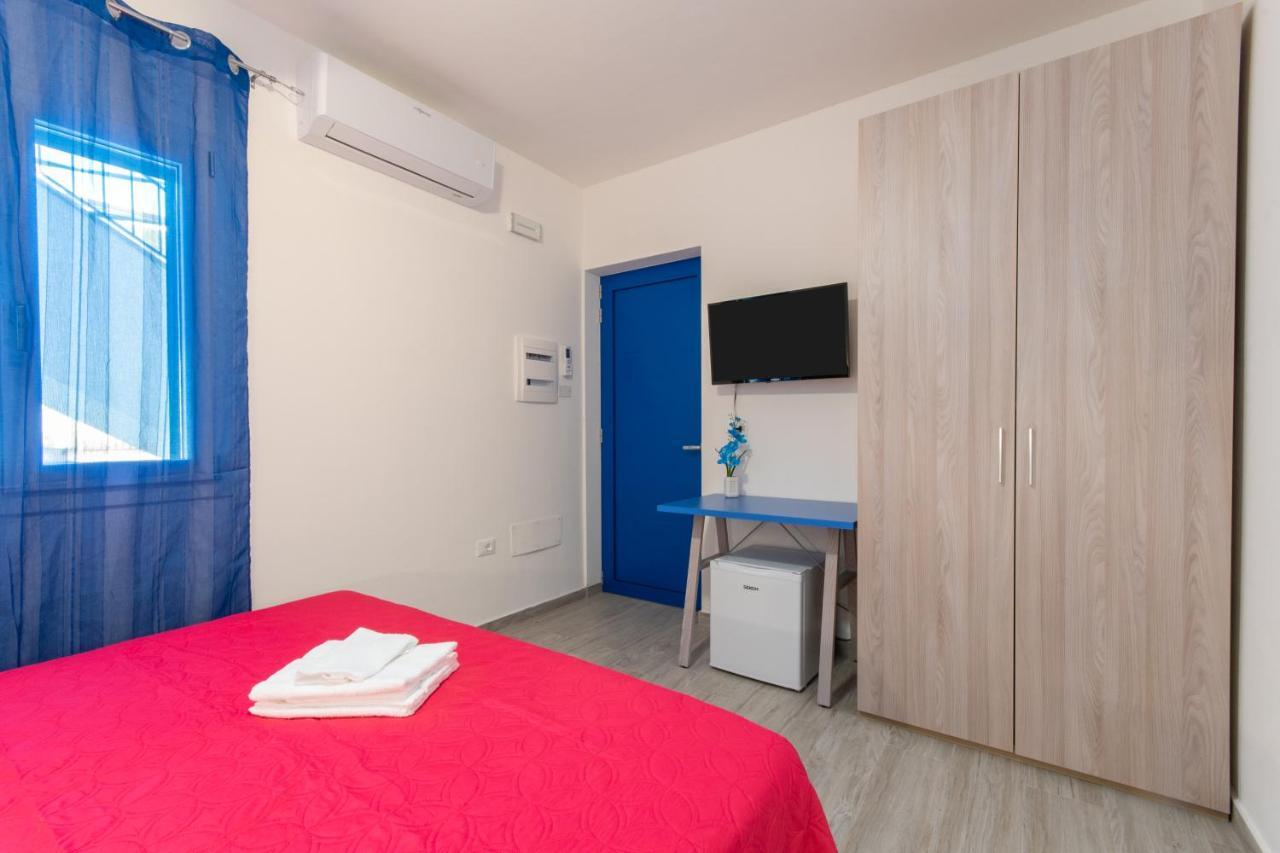Bed & Blu Hotel ลากาเลตตา ภายนอก รูปภาพ