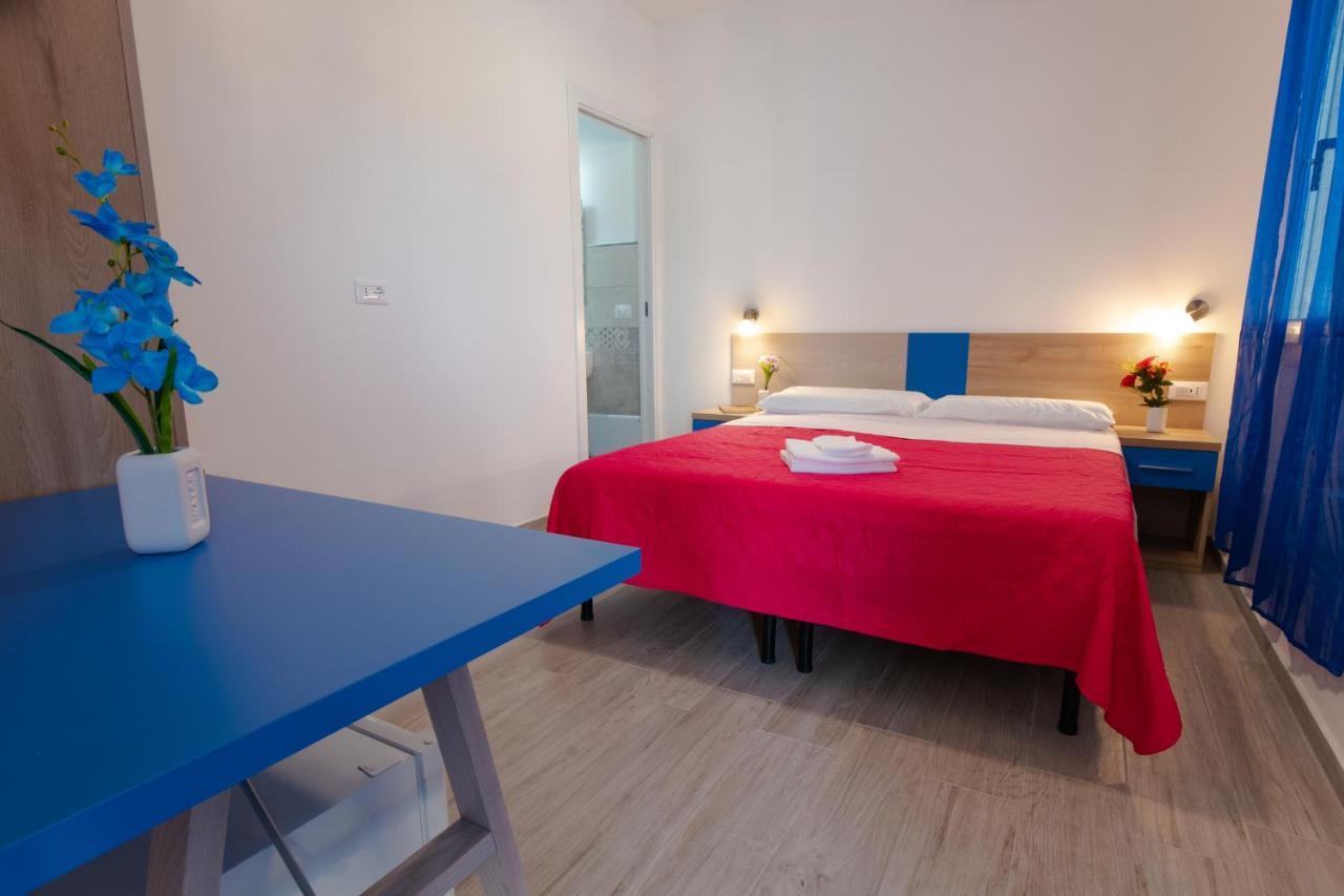 Bed & Blu Hotel ลากาเลตตา ภายนอก รูปภาพ