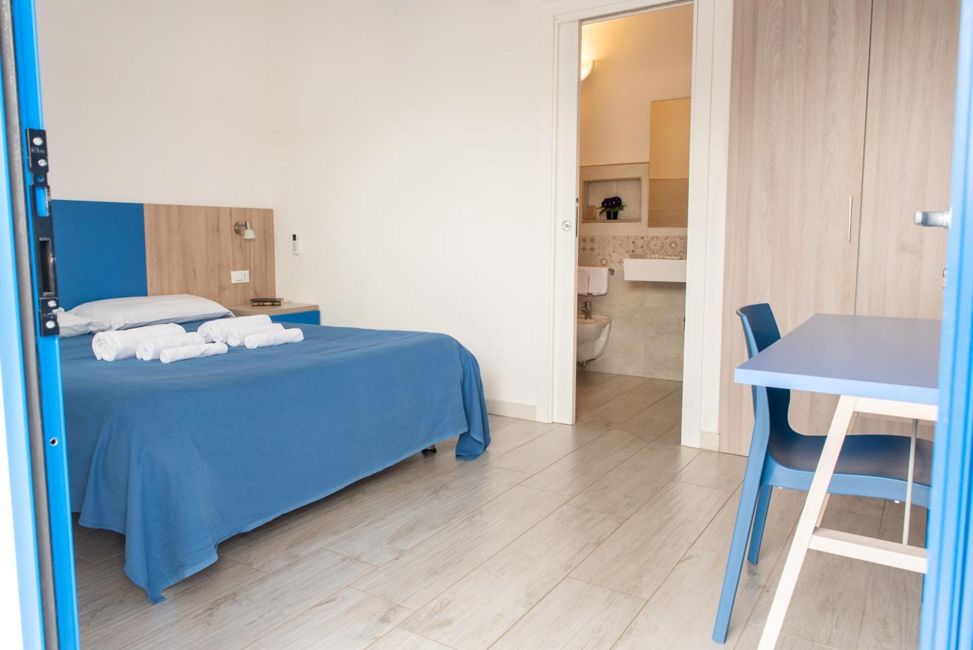 Bed & Blu Hotel ลากาเลตตา ภายนอก รูปภาพ
