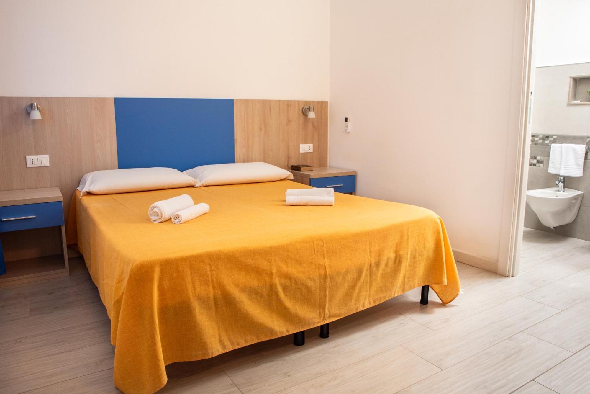 Bed & Blu Hotel ลากาเลตตา ภายนอก รูปภาพ